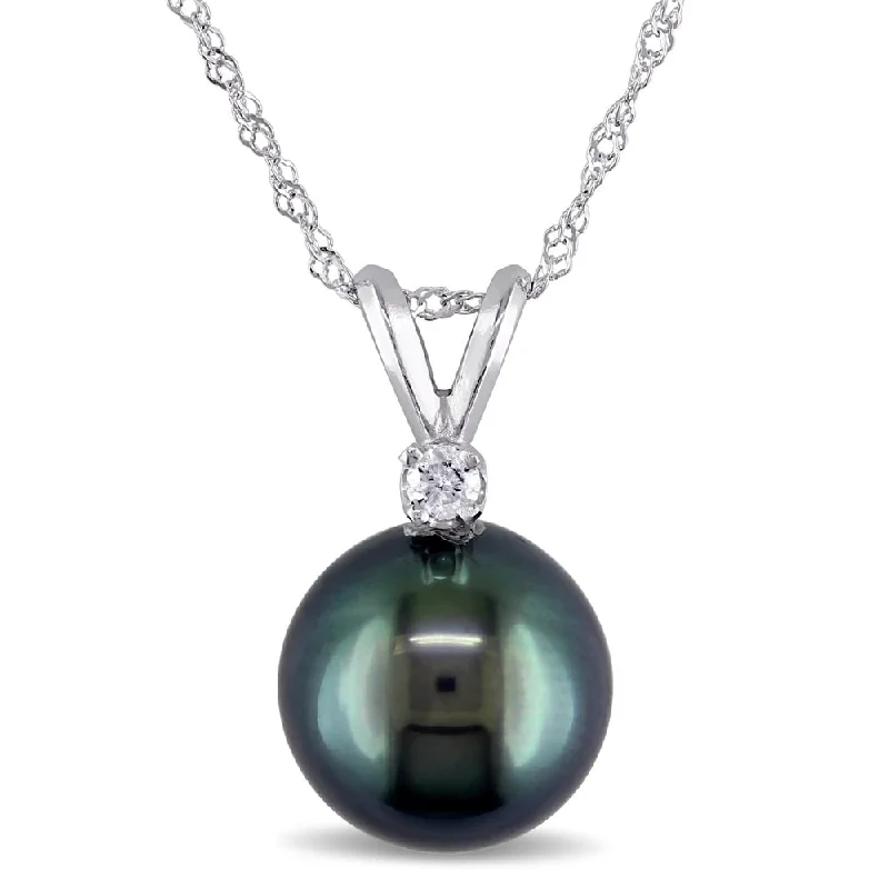 Miadora 14k Gold Cultured Tahitian Pearl and Diamond Accent Necklace (8-9 mm)