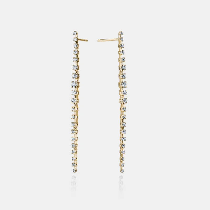 Radiant pearl earrings-Graduated Diamond Drop Earrings