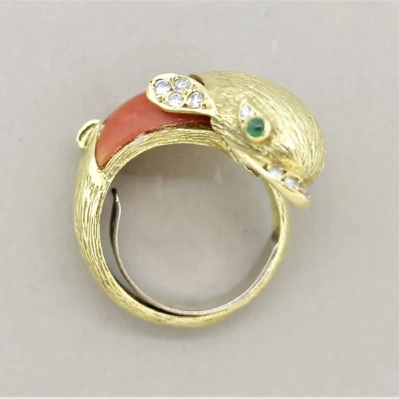 Bear charm rings-1970’s Diamond Coral Emerald Gold Dolphin Ring