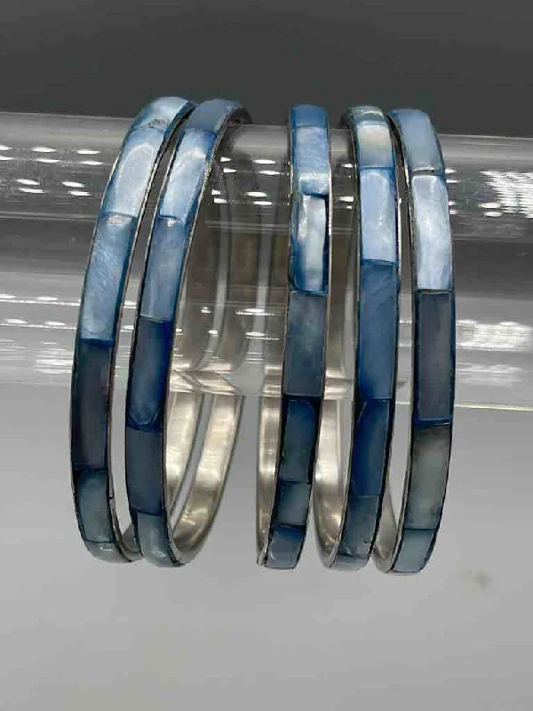 Tight clasp bangles-Thin Colorful Natural Shell Bangle - Blue