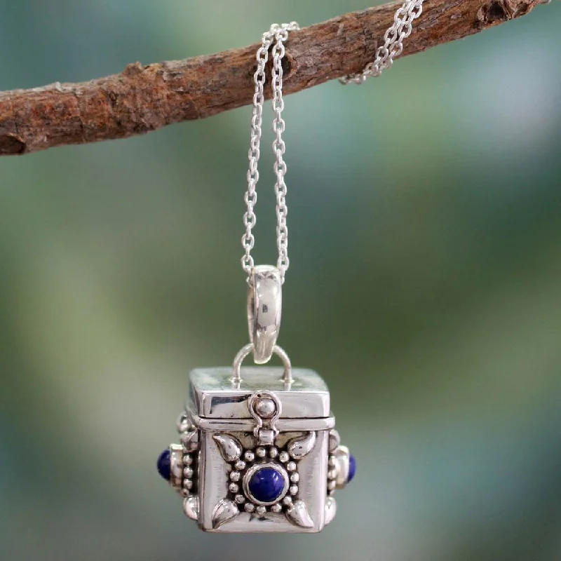 Handmade Sterling Silver 'Royal Prayer' Lapis Lazuli Necklace (India) - 7'6" x 9'6"