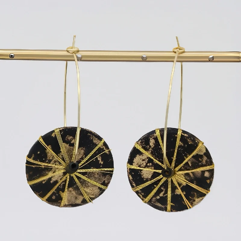 Aged charm earrings-Black and Gold Threaded Earring