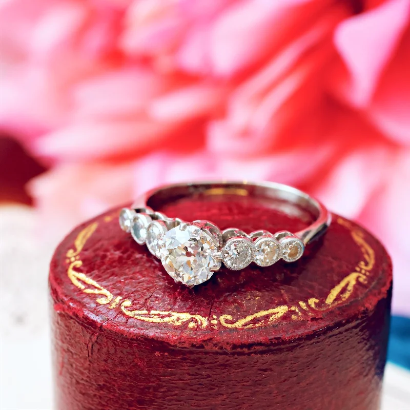 Worn lock rings-Unique Beauty! Vintage Diamond Engagement Ring