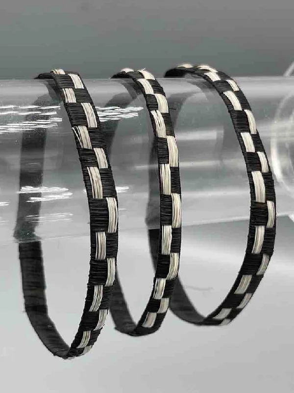 Plaited knot bangles-Black & White Horsehair Flat Bangle - Chile